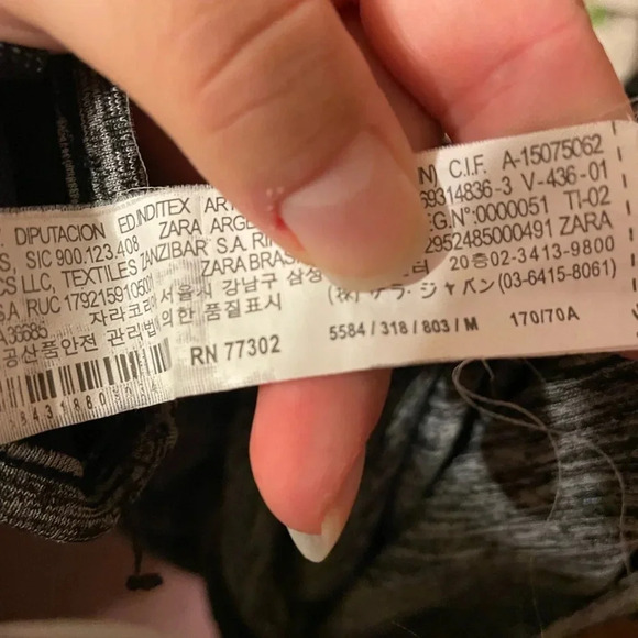 ZARA STRETCHY PENCIL SKIRT - Picture 3 of 6